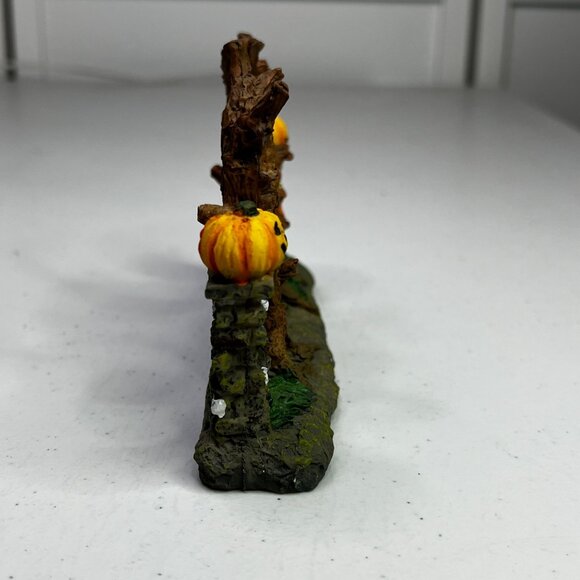 Halloween Spooky Gate With Pumpkin Lanterns & Tree Spirits Resin Figurine - Picture 7 of 8